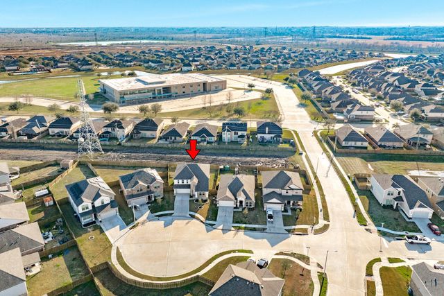 352 Selah Ct, Alvin, TX 77511