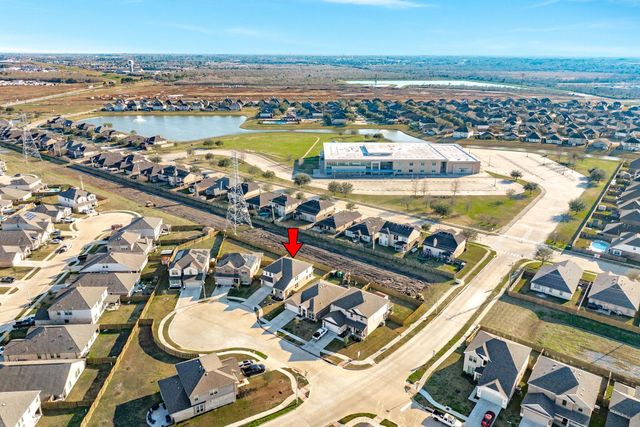 352 Selah Ct, Alvin, TX 77511