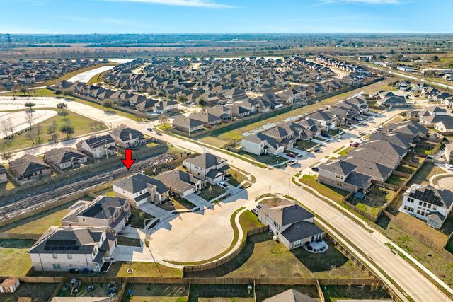 352 Selah Ct, Alvin, TX 77511