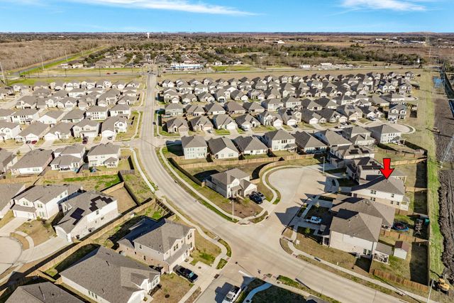 352 Selah Ct, Alvin, TX 77511