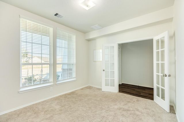 352 Selah Ct, Alvin, TX 77511