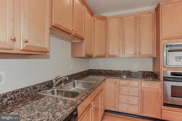22616 WELBORNE MANOR SQ, Ashburn, VA 20148
