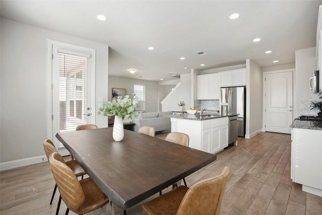 113 Stone Canyon DR, Georgetown, TX 78628