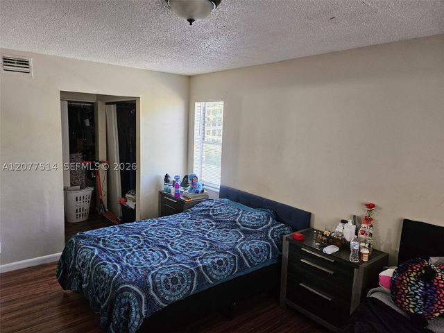 1838 Abbey Rd 208, West Palm Beach, FL 33415