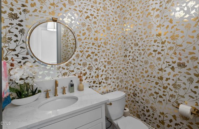 812 Manchester Drive, Raleigh, NC 27609