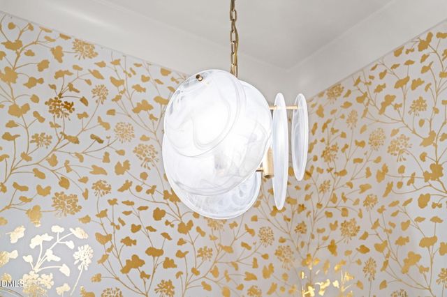 812 Manchester Drive, Raleigh, NC 27609