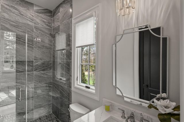 812 Manchester Drive, Raleigh, NC 27609