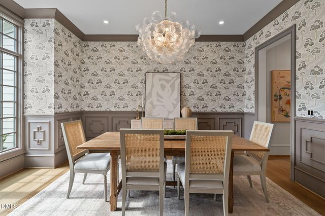 812 Manchester Drive, Raleigh, NC 27609