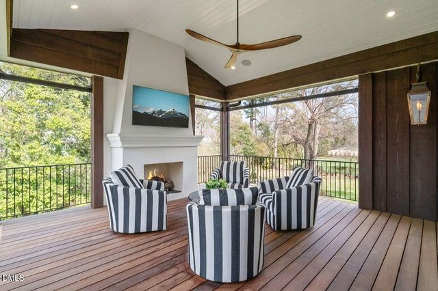 812 Manchester Drive, Raleigh, NC 27609