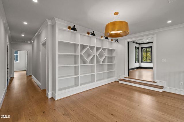 812 Manchester Drive, Raleigh, NC 27609