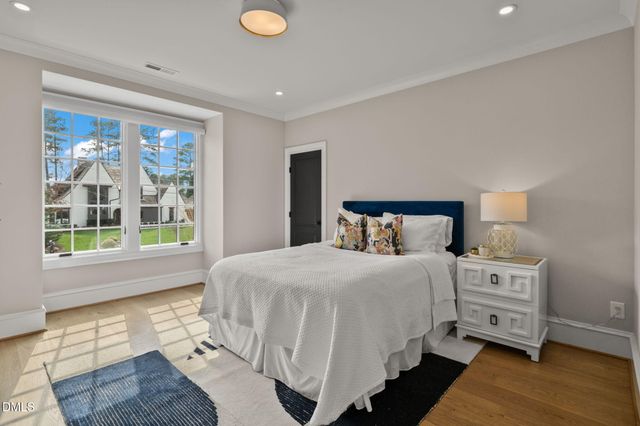 812 Manchester Drive, Raleigh, NC 27609