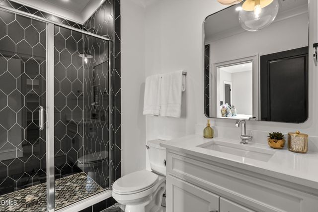 812 Manchester Drive, Raleigh, NC 27609