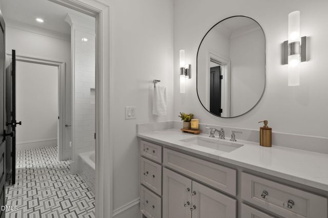 812 Manchester Drive, Raleigh, NC 27609