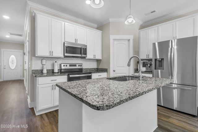 220 Holly Sands Loop, Holly Ridge, NC 28445