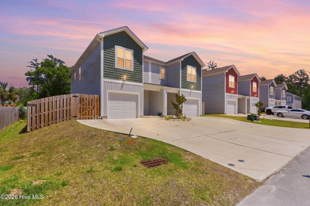 220 Holly Sands Loop, Holly Ridge, NC 28445