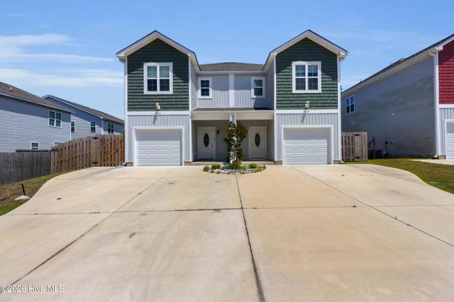 220 Holly Sands Loop, Holly Ridge, NC 28445