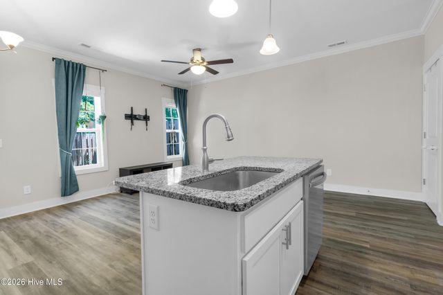 220 Holly Sands Loop, Holly Ridge, NC 28445