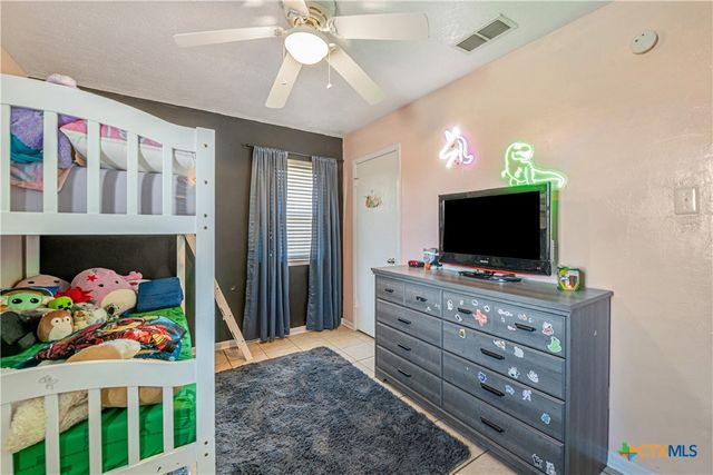 1103 Magnolia Avenue, Copperas Cove, TX 76522