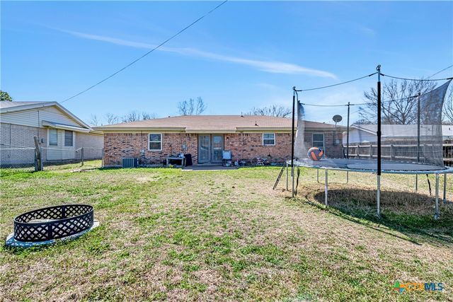 1103 Magnolia Avenue, Copperas Cove, TX 76522