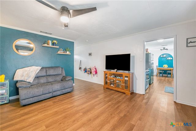 1103 Magnolia Avenue, Copperas Cove, TX 76522