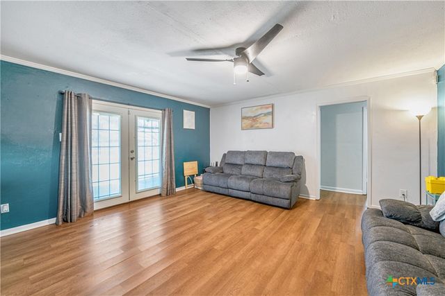 1103 Magnolia Avenue, Copperas Cove, TX 76522