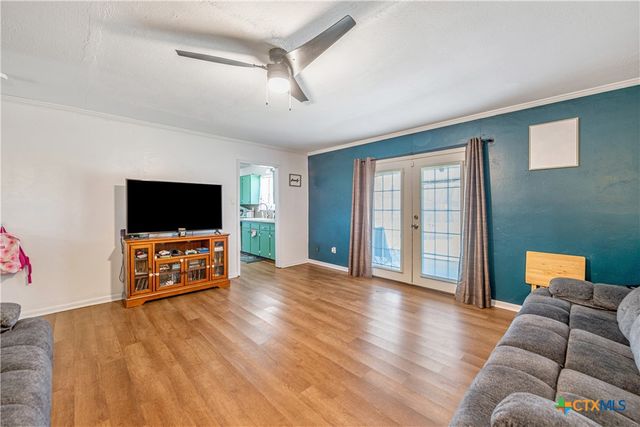 1103 Magnolia Avenue, Copperas Cove, TX 76522