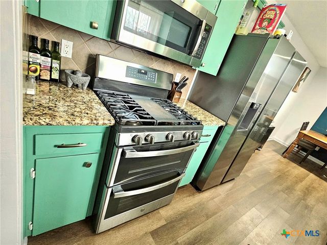1103 Magnolia Avenue, Copperas Cove, TX 76522