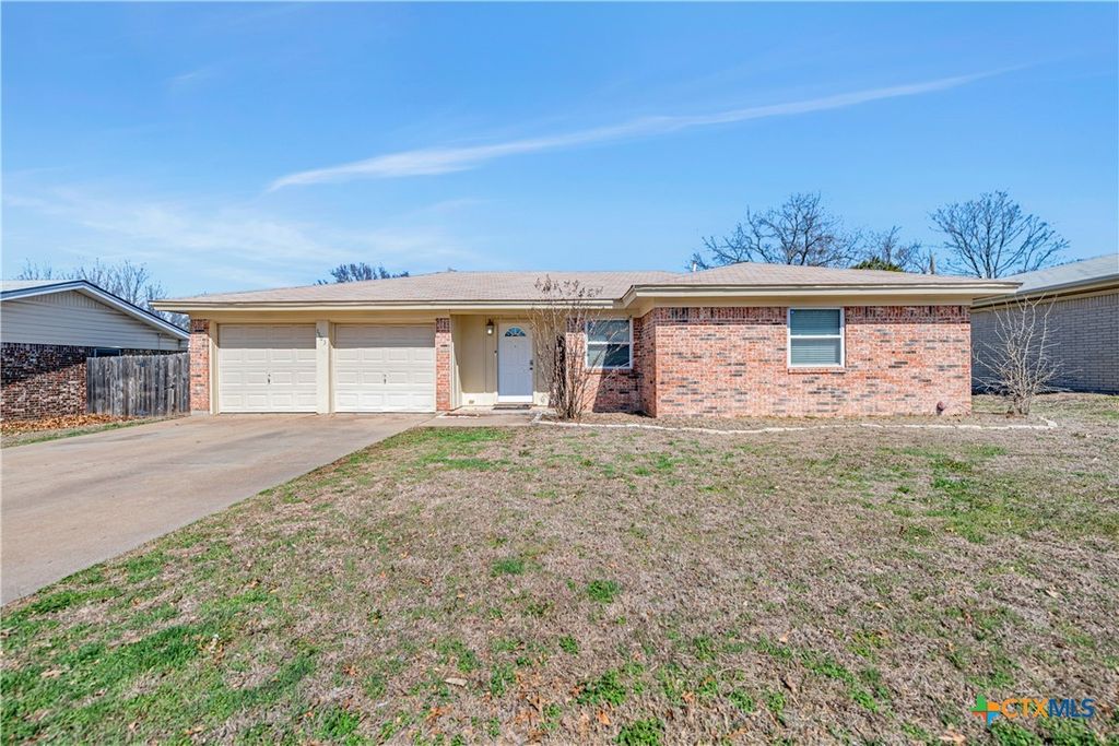 1103 Magnolia Avenue, Copperas Cove, TX 76522