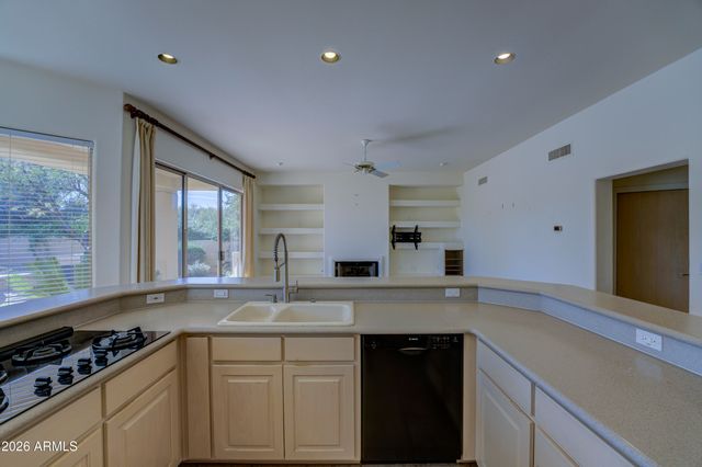 7479 E HIGH POINT Drive E, Scottsdale, AZ 85266