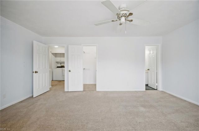 1010 Tottenham LN, Virginia Beach, VA 23454