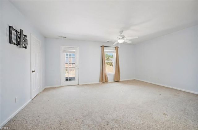 1010 Tottenham LN, Virginia Beach, VA 23454