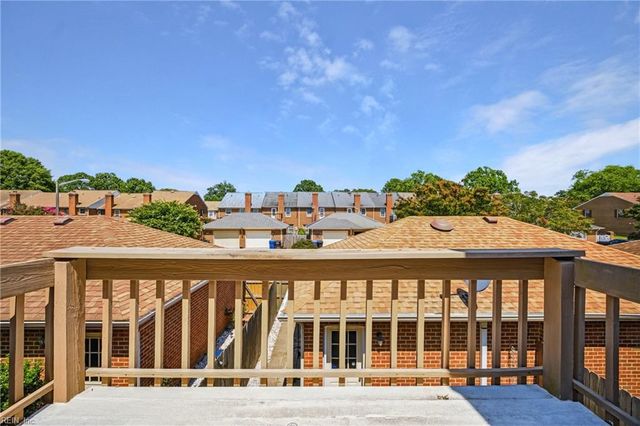 1010 Tottenham LN, Virginia Beach, VA 23454