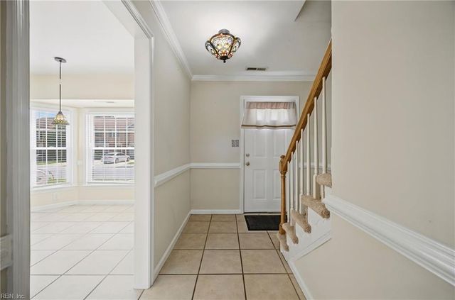 1010 Tottenham LN, Virginia Beach, VA 23454