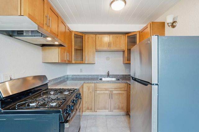 240 DUBOCE Avenue, Richmond, CA 94801