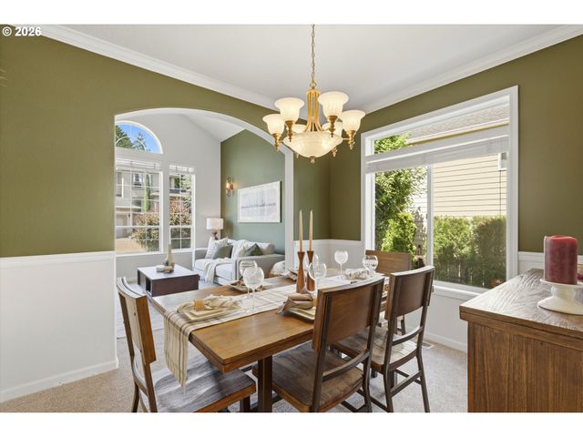 15832 Se FLAVEL Dr, Portland, OR 97236