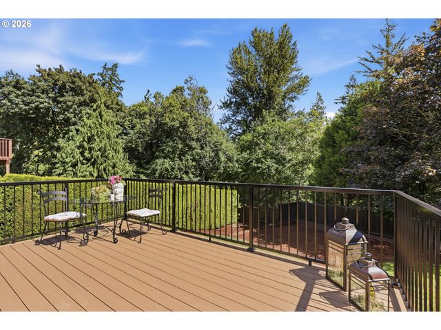 15832 Se FLAVEL Dr, Portland, OR 97236