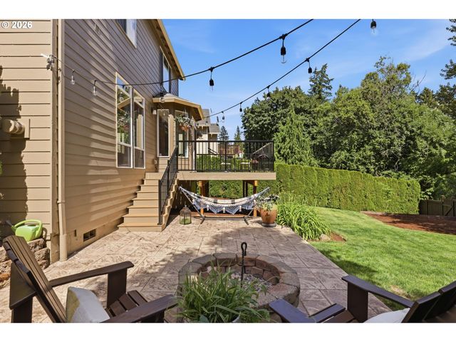 15832 Se FLAVEL Dr, Portland, OR 97236