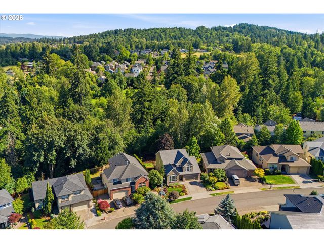 15832 Se FLAVEL Dr, Portland, OR 97236