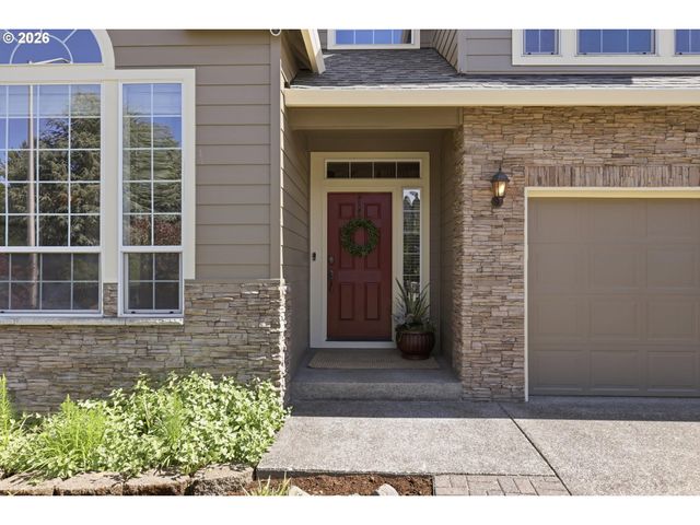 15832 Se FLAVEL Dr, Portland, OR 97236