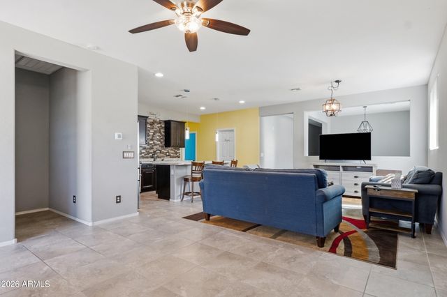 17990 W LOUISE Drive, Surprise, AZ 85387