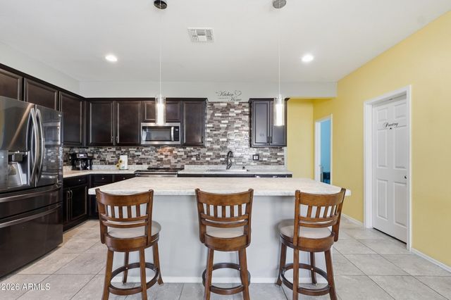 17990 W LOUISE Drive, Surprise, AZ 85387