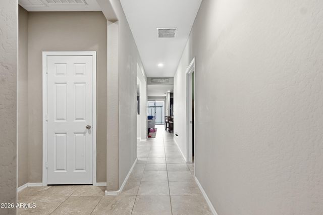 17990 W LOUISE Drive, Surprise, AZ 85387