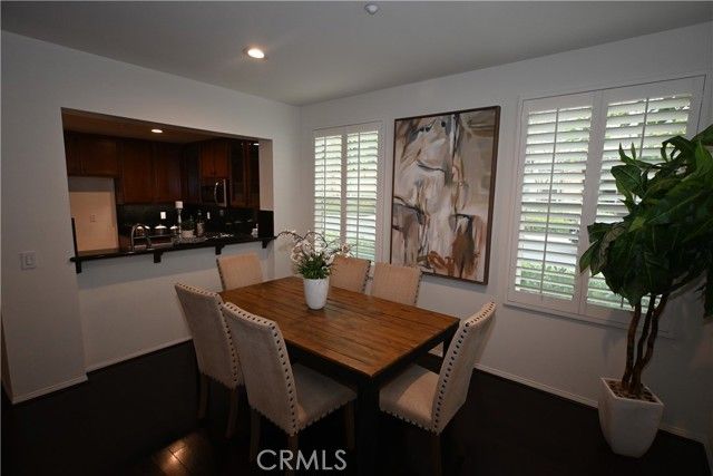 213 Coral Rose, Irvine, CA 92603