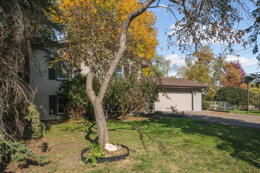 9500 99th Place N, Maple Grove, MN 55369 — photo 3