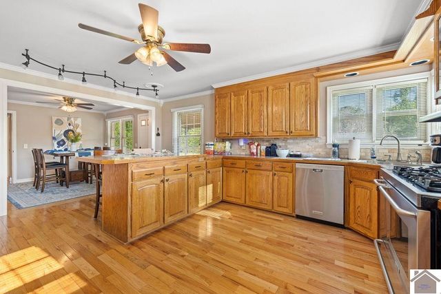 710 Vine St., Murray, KY 42071