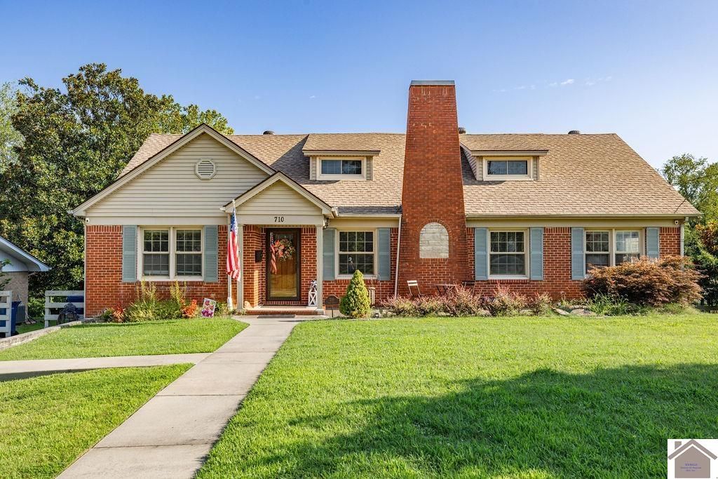 710 Vine St., Murray, KY 42071