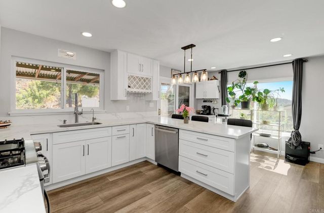 1865 Magdalene Way, San Diego, CA 92110
