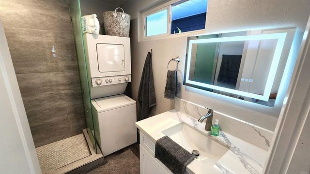 1865 Magdalene Way, San Diego, CA 92110