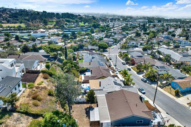 1865 Magdalene Way, San Diego, CA 92110