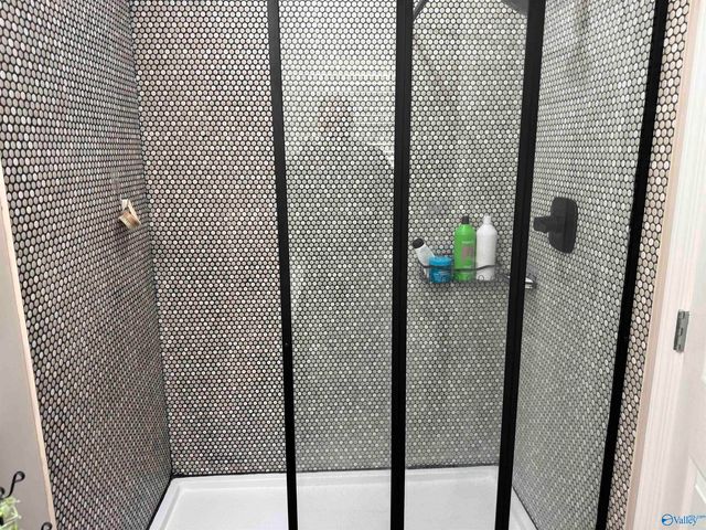 902 County Road 1042, Centre, AL 35960